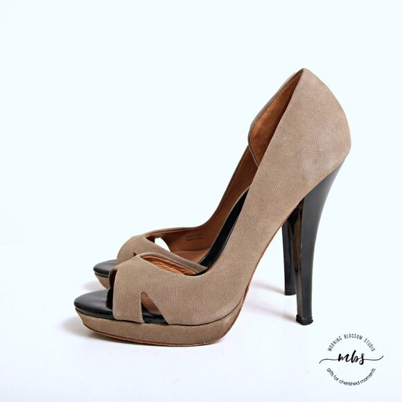 L.A.M.B. Gwen Stefani Leather Peep Toe Platform Heels in Taupe - Picture 4 of 12